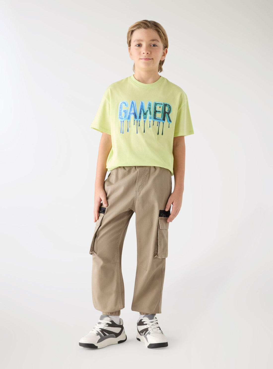 T-shirt con scritta gamer