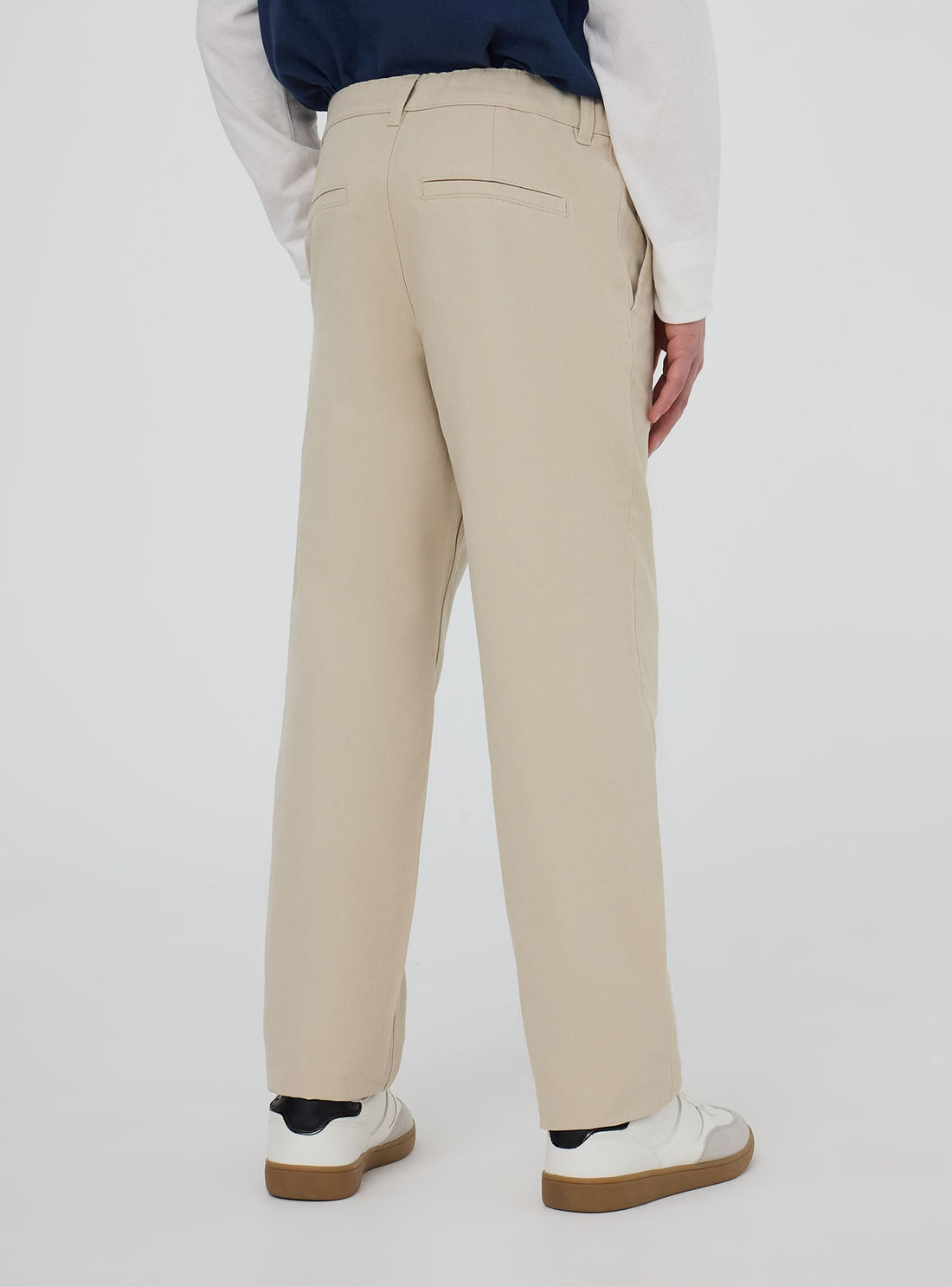 Pantaloni chino tinta unita