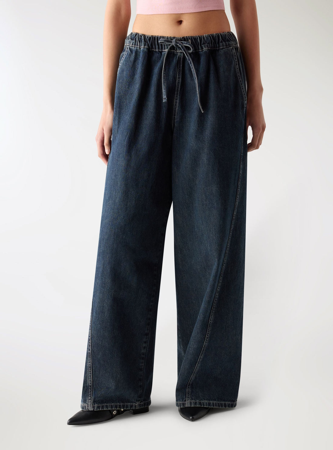 Jeans wide leg con coulisse