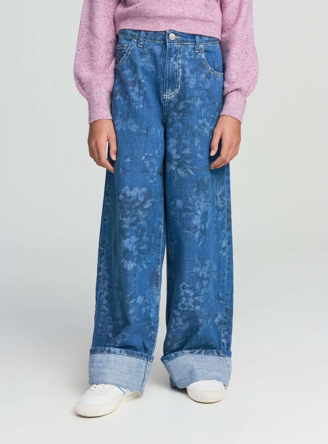 Jeans wide leg con stampa fiori