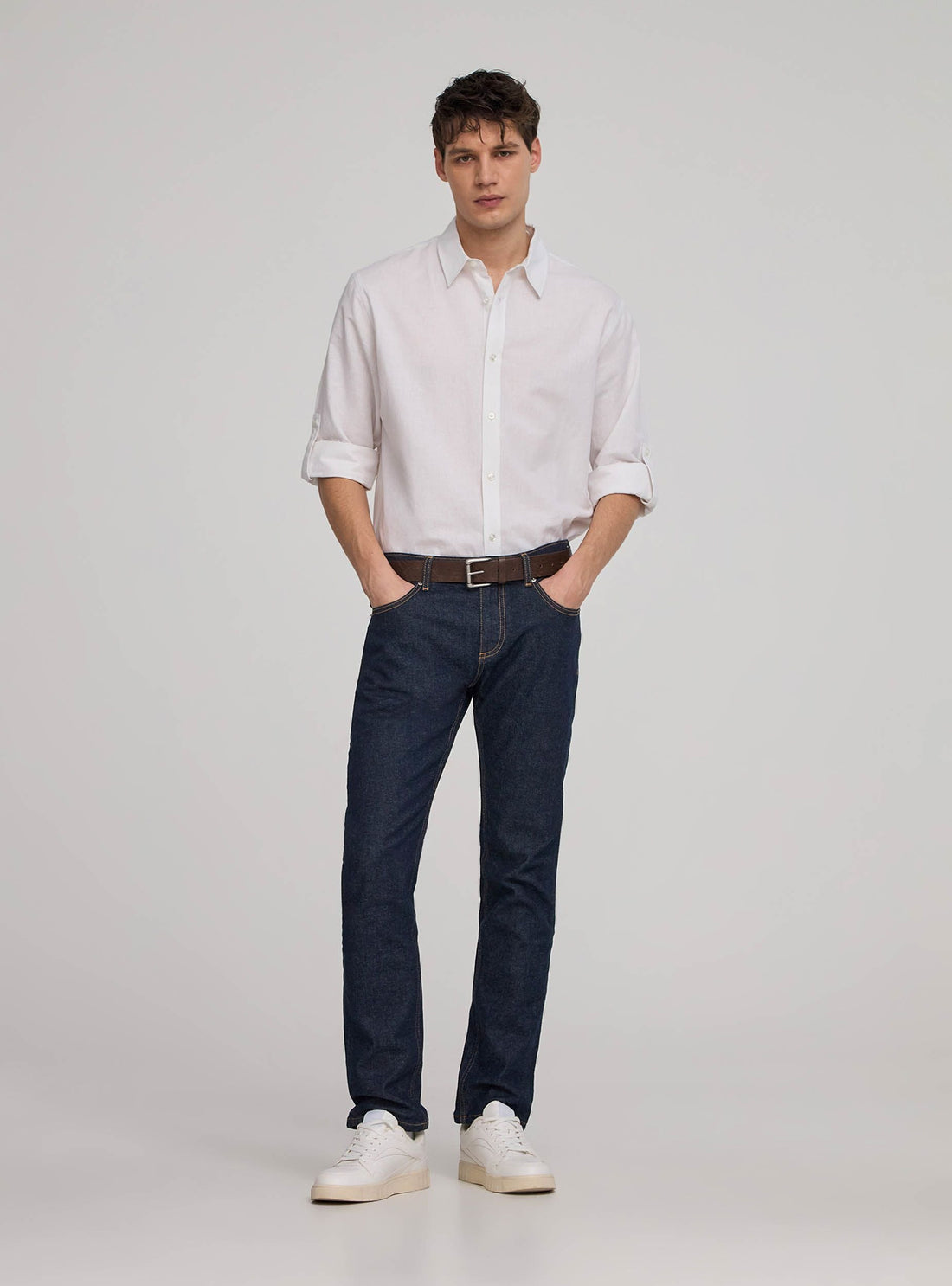 Jeans regular in denim scuro