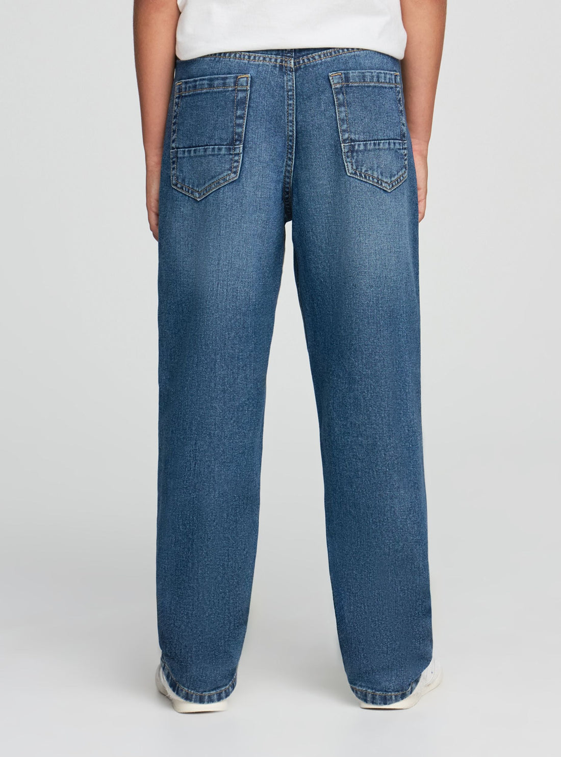 Jeans scuri relaxed fit