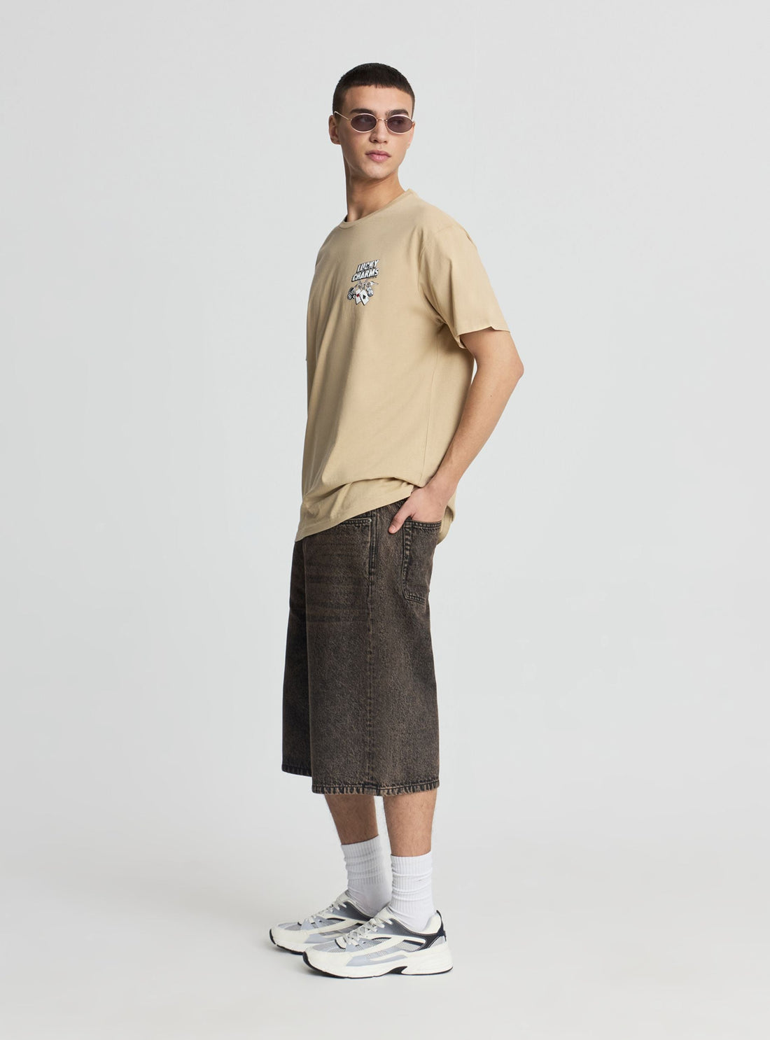 Pantaloncini jeans super baggy a tinta unita
