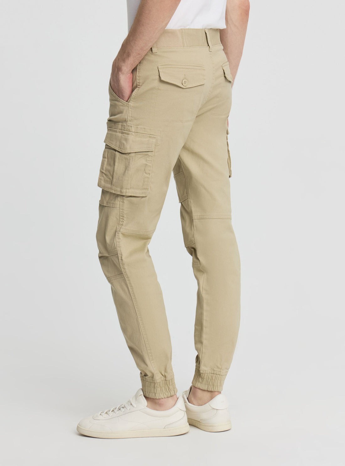 Pantaloni cargo con polsini