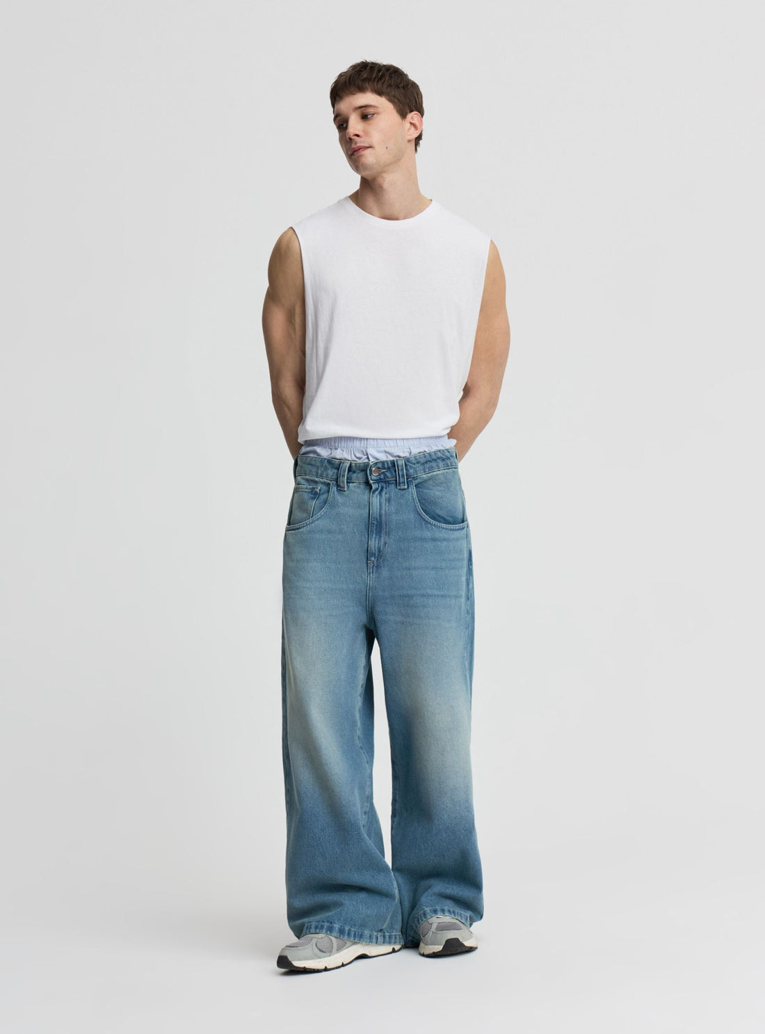 Jeans baggy a tinta unita
