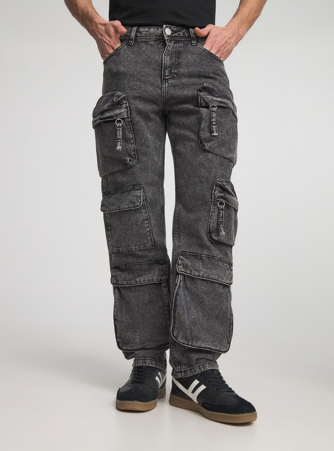 Jeans cargo multipocket in acid wash