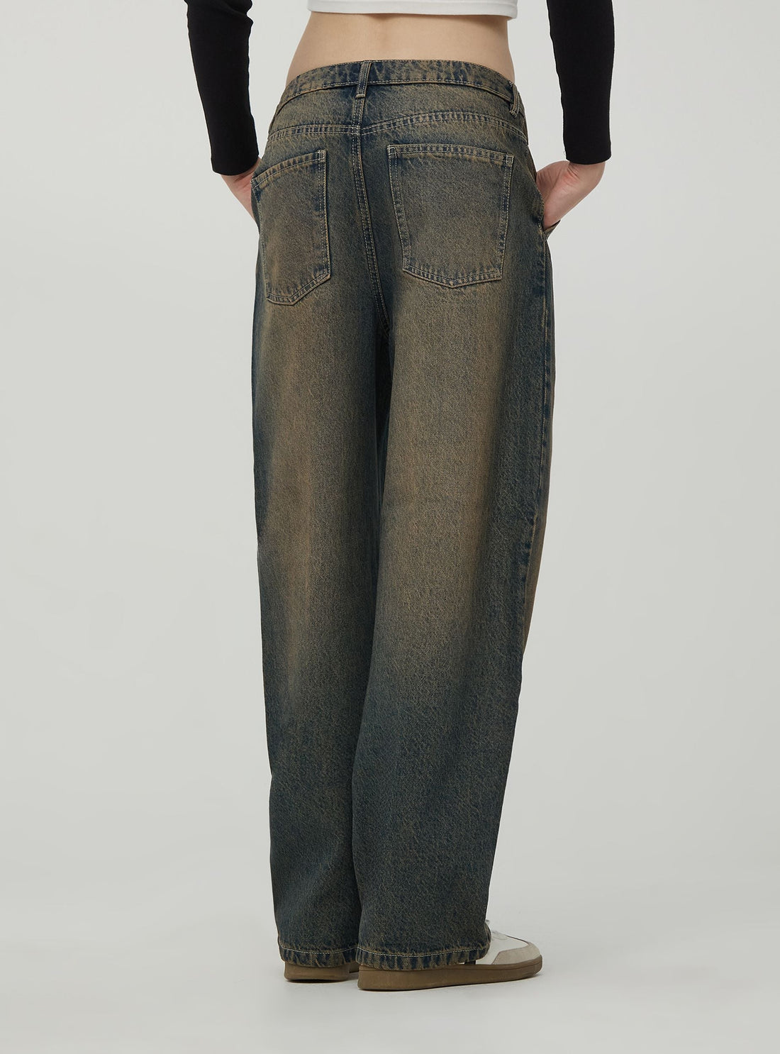 Jeans baggy effetto sovratinto