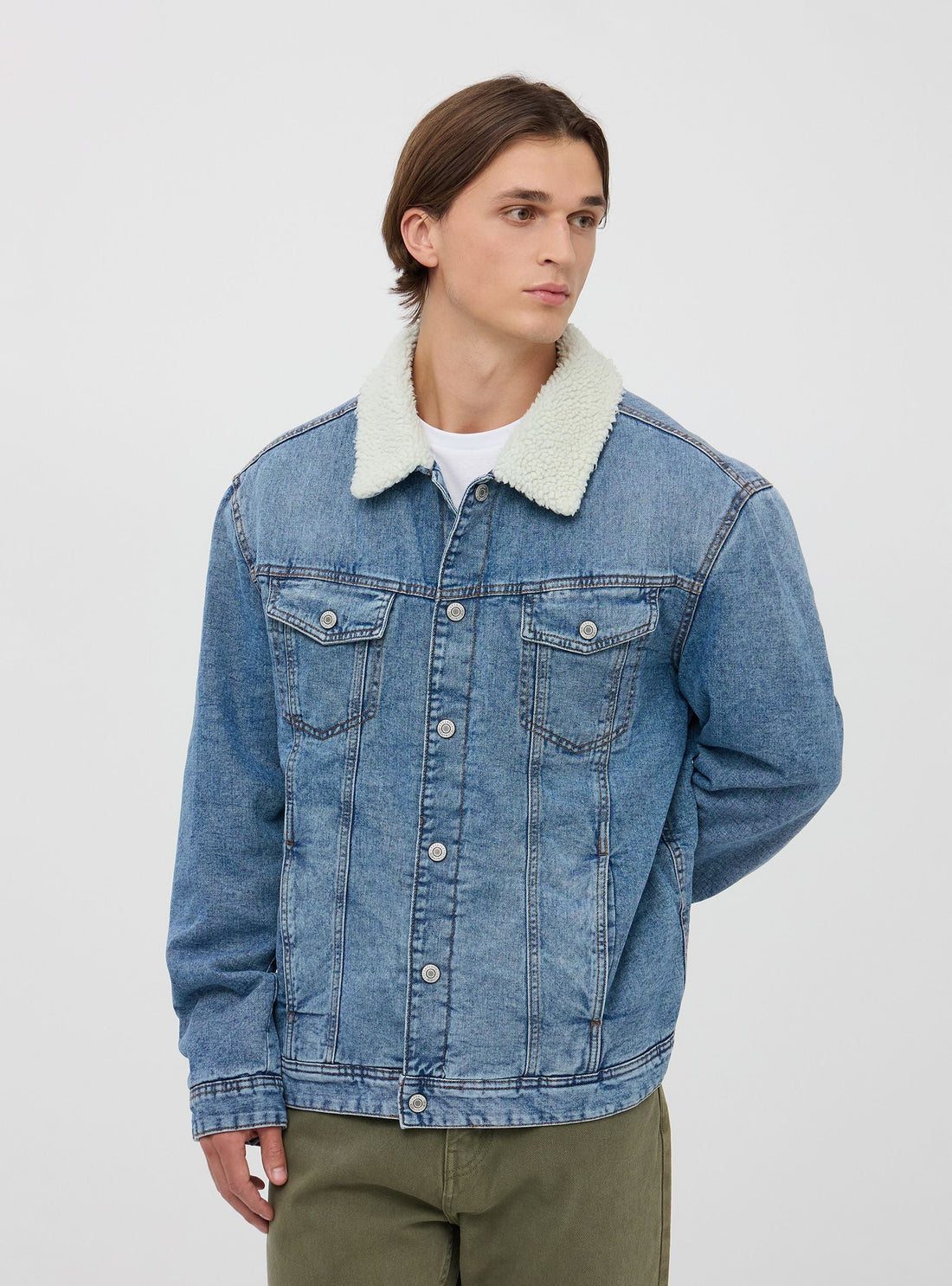 Giacca in jeans con imbottitura in sherpa