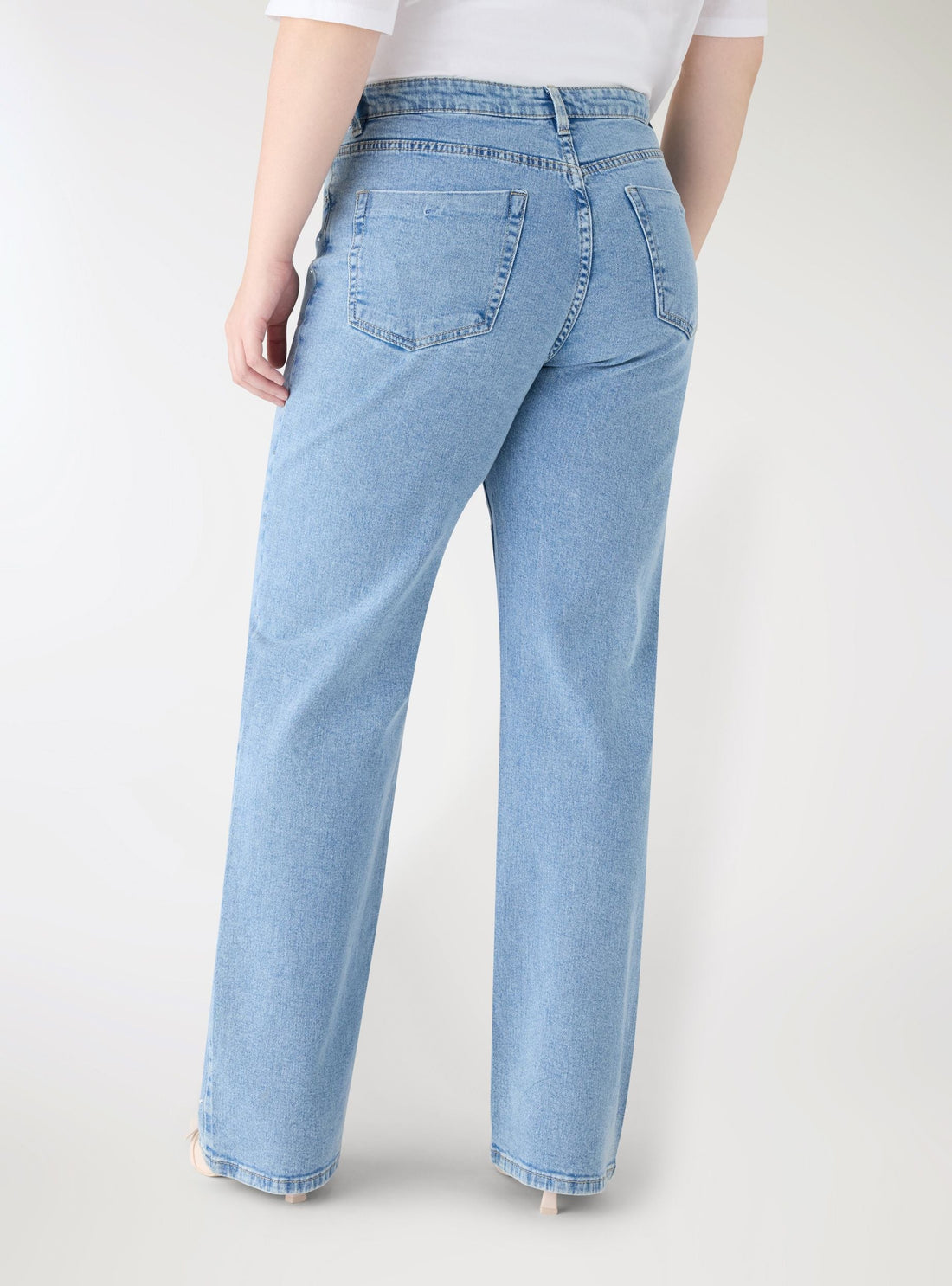 Jeans straight con strass