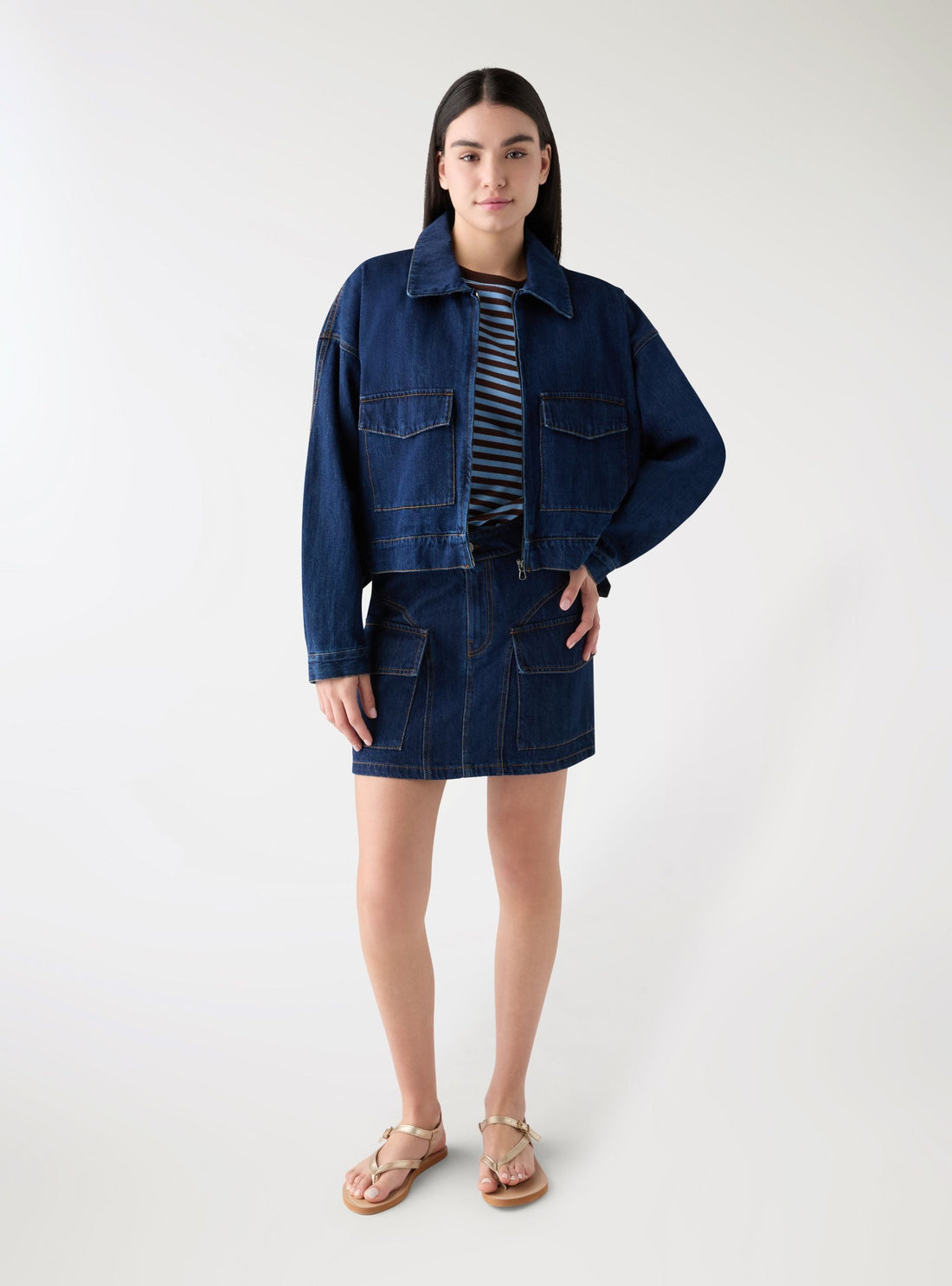 Giubbino denim over con tasche e zip
