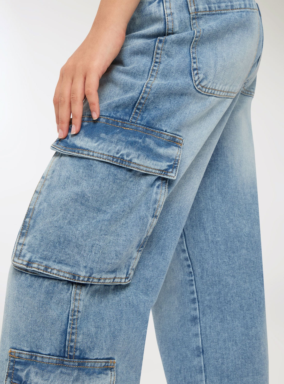 Jeans cargo multitasche