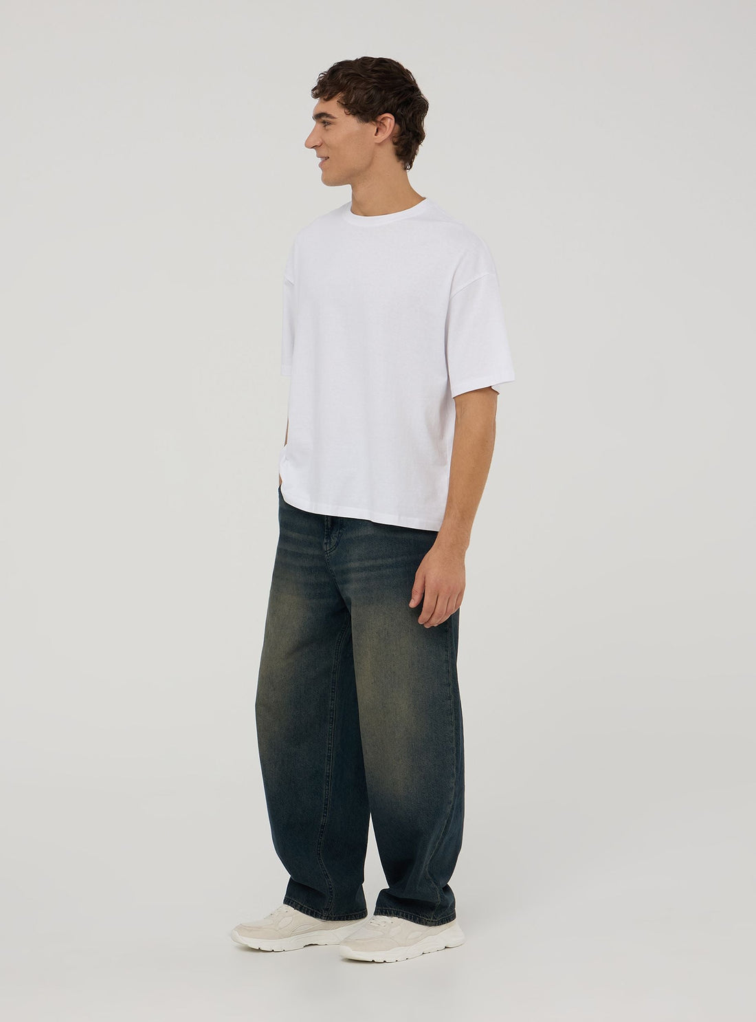 Jeans super baggy sovratinti
