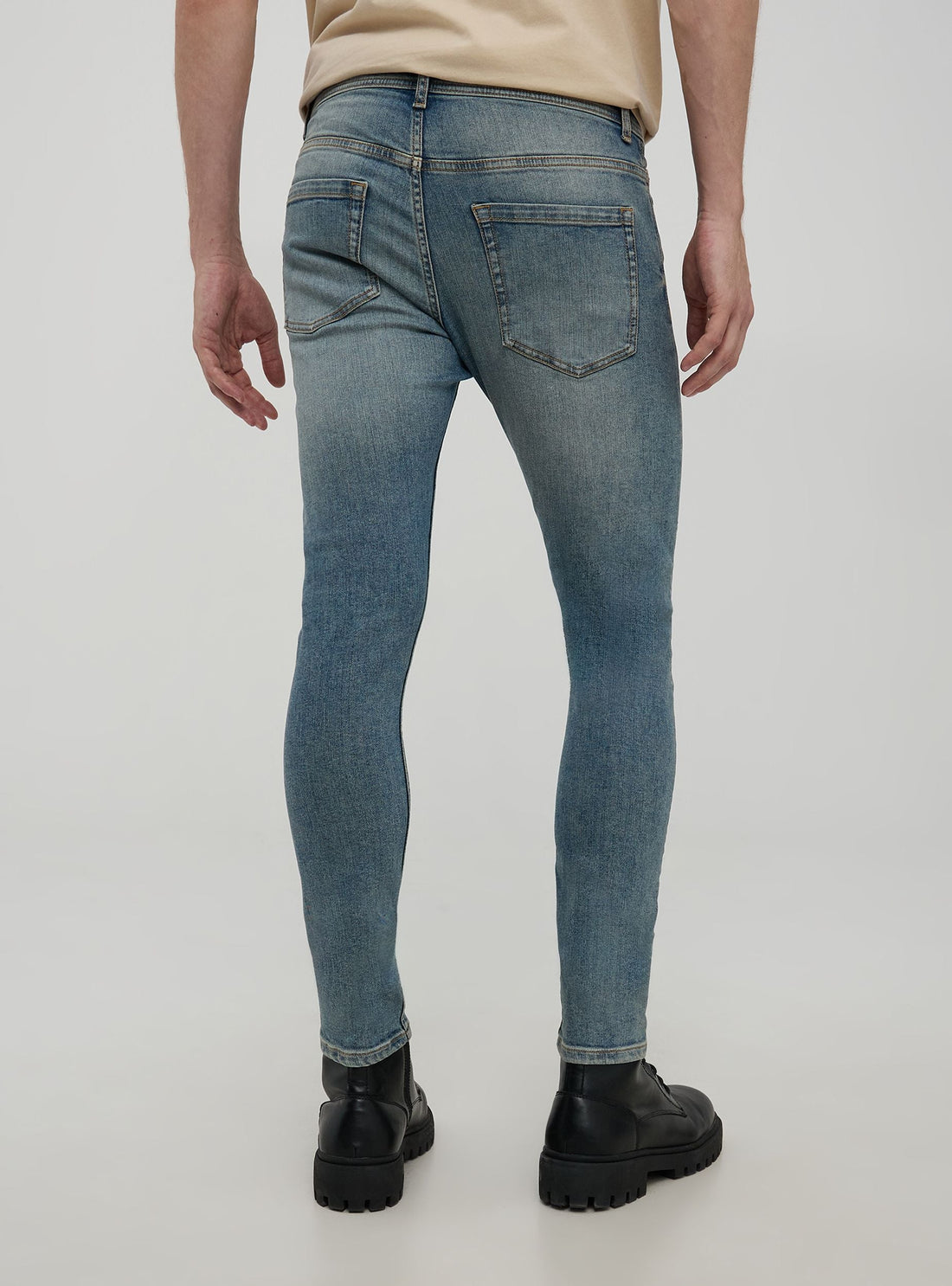 Jeans skinny fit con effetto sbiadito