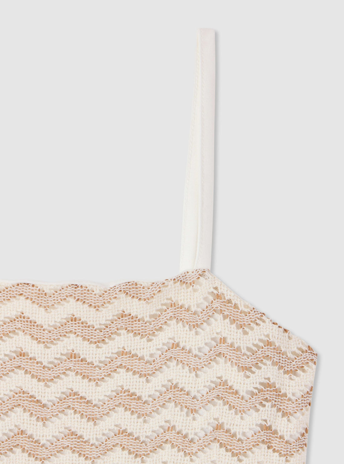 Top crochet a righe ondulate