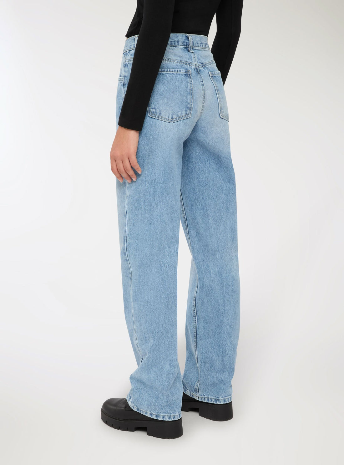 Jeans straight leg a tinta unita
