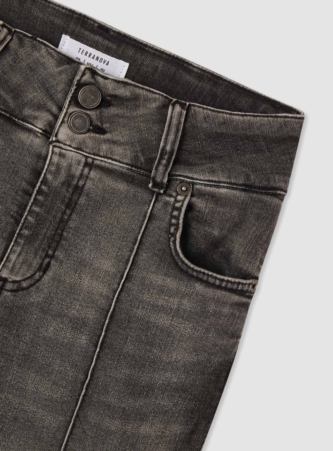 Jeans flare a vita bassa con nervature