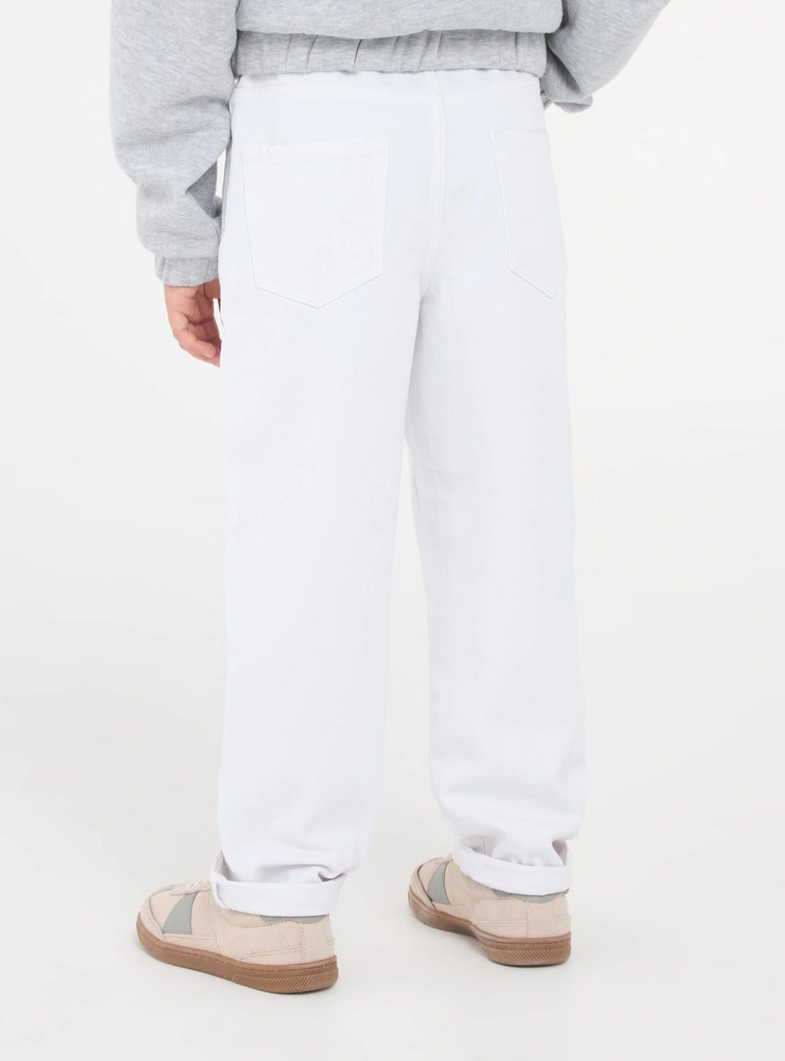 Jeans mom fit con strappi