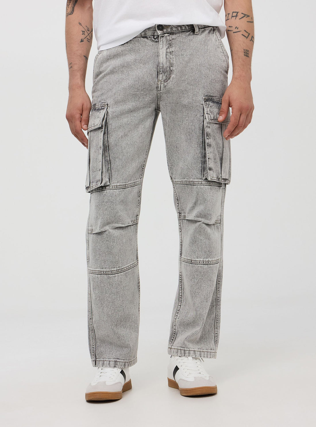 Jeans cargo over acid wash