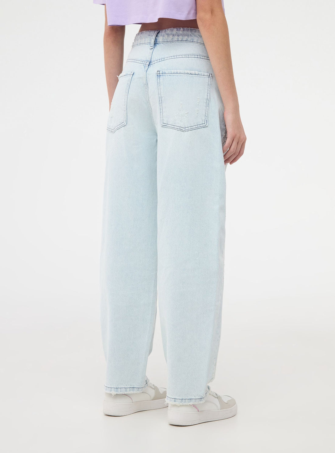 Jeans balloon con strappi