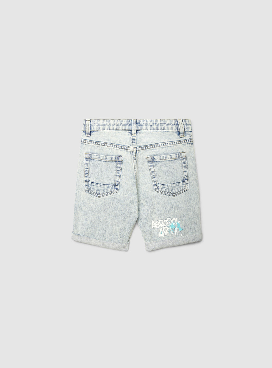 Pantaloncini jeans con strappi e scritte