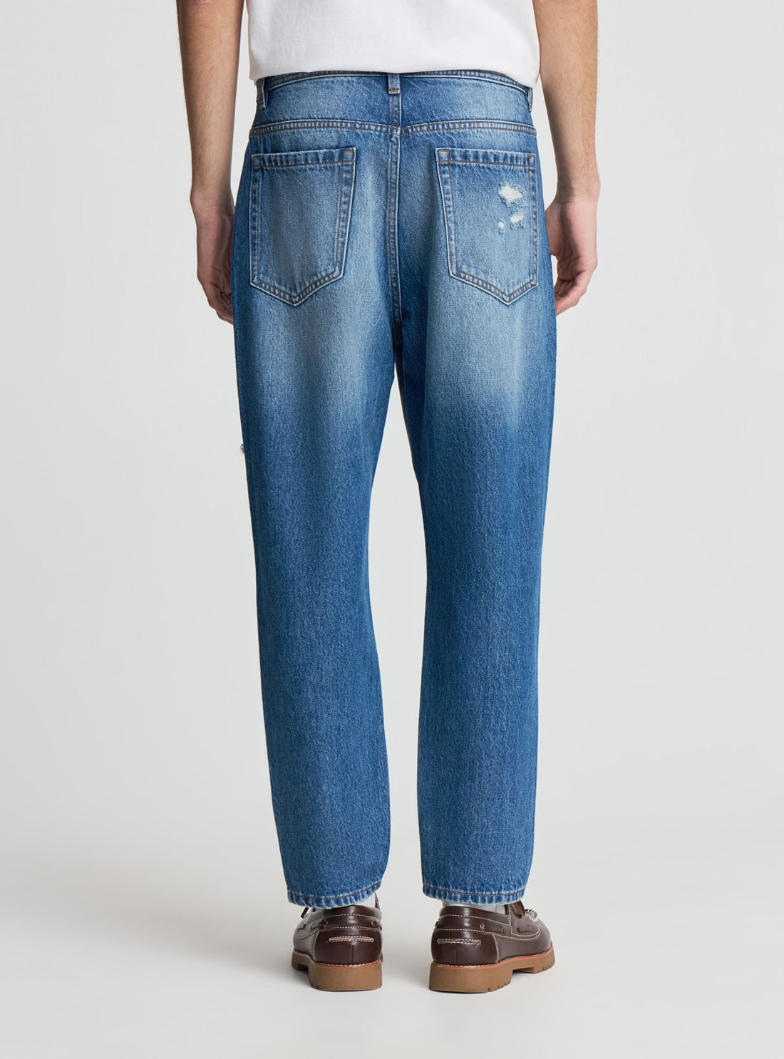 Jeans relaxed con strappi