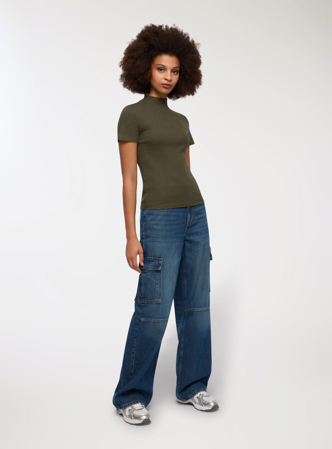 T-shirt lupetto a costine