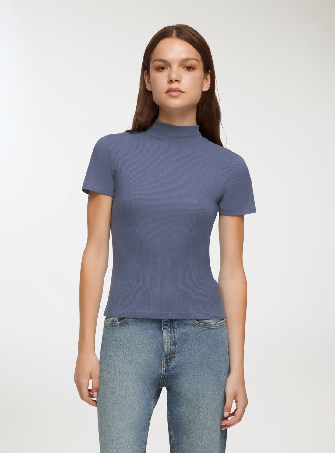 T-shirt lupetto a costine