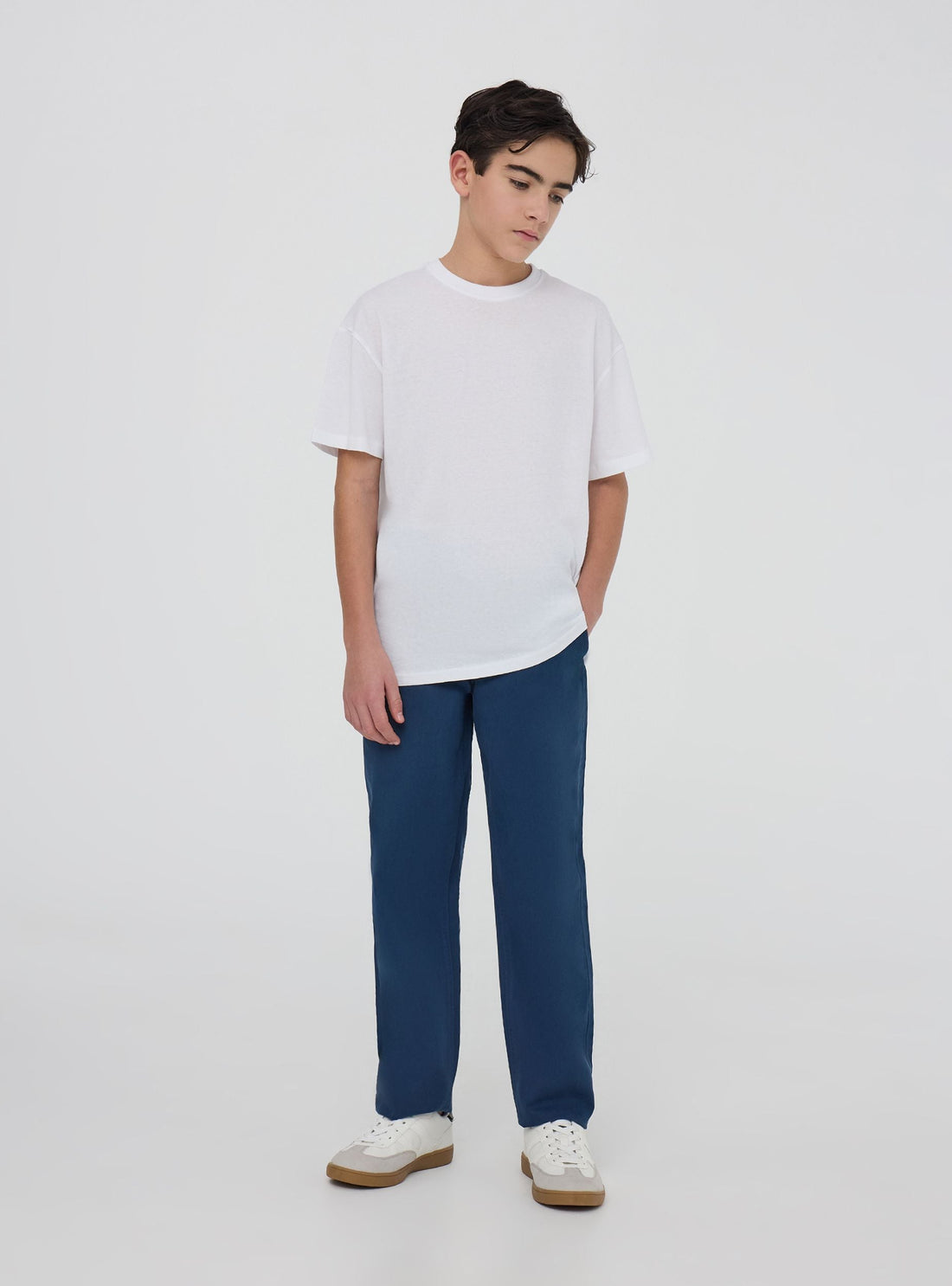 Pantaloni chino tinta unita