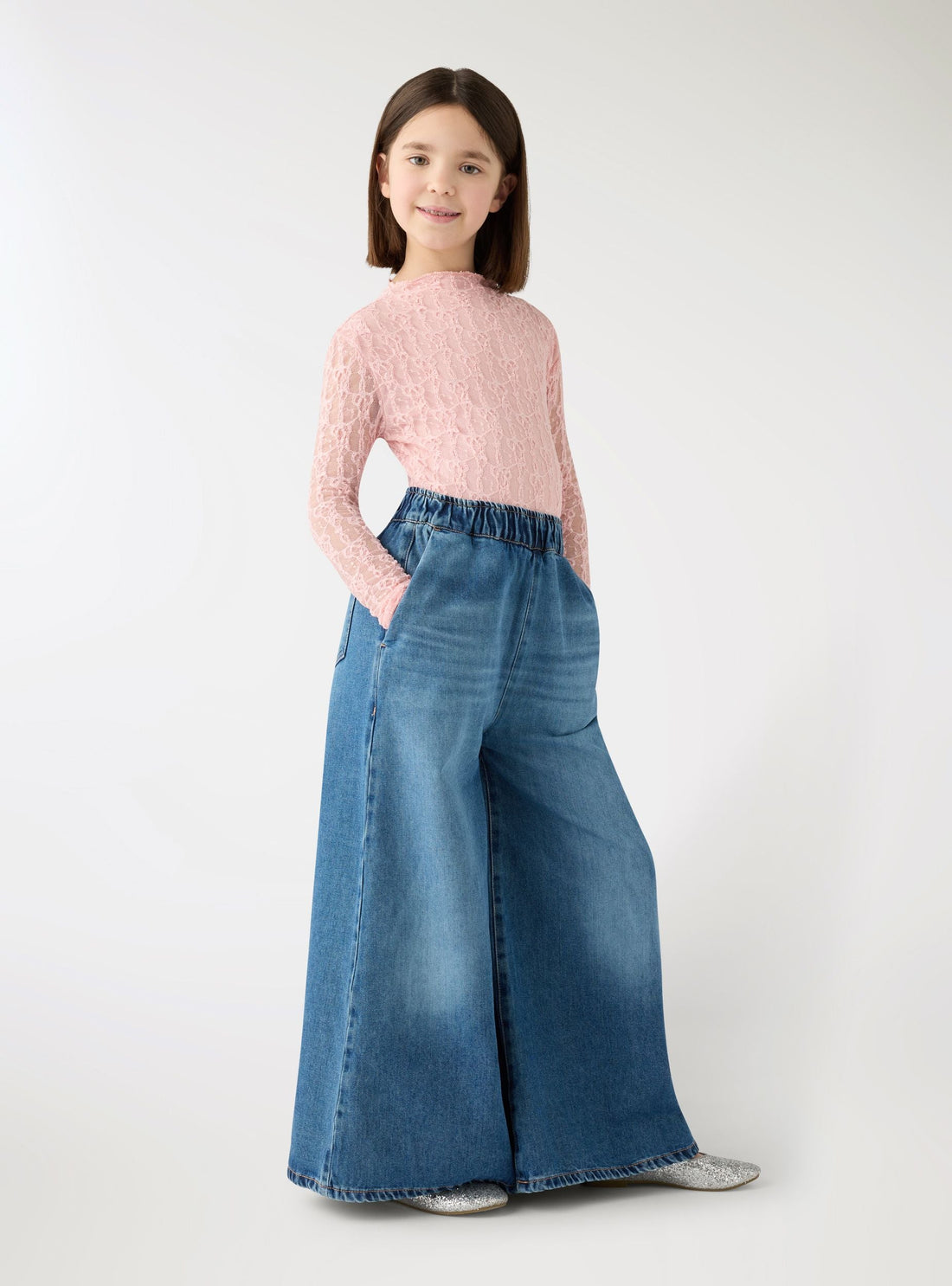 Jeans super wide leg con elastico in vita
