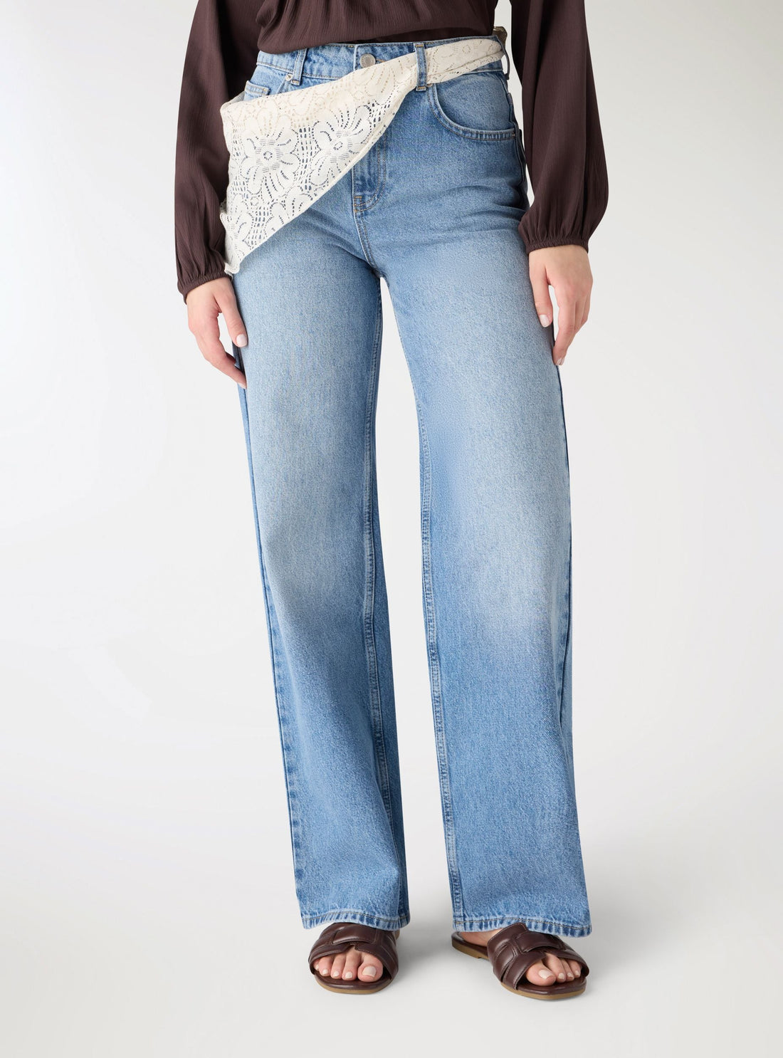 Jeans wide leg con bandana in pizzo