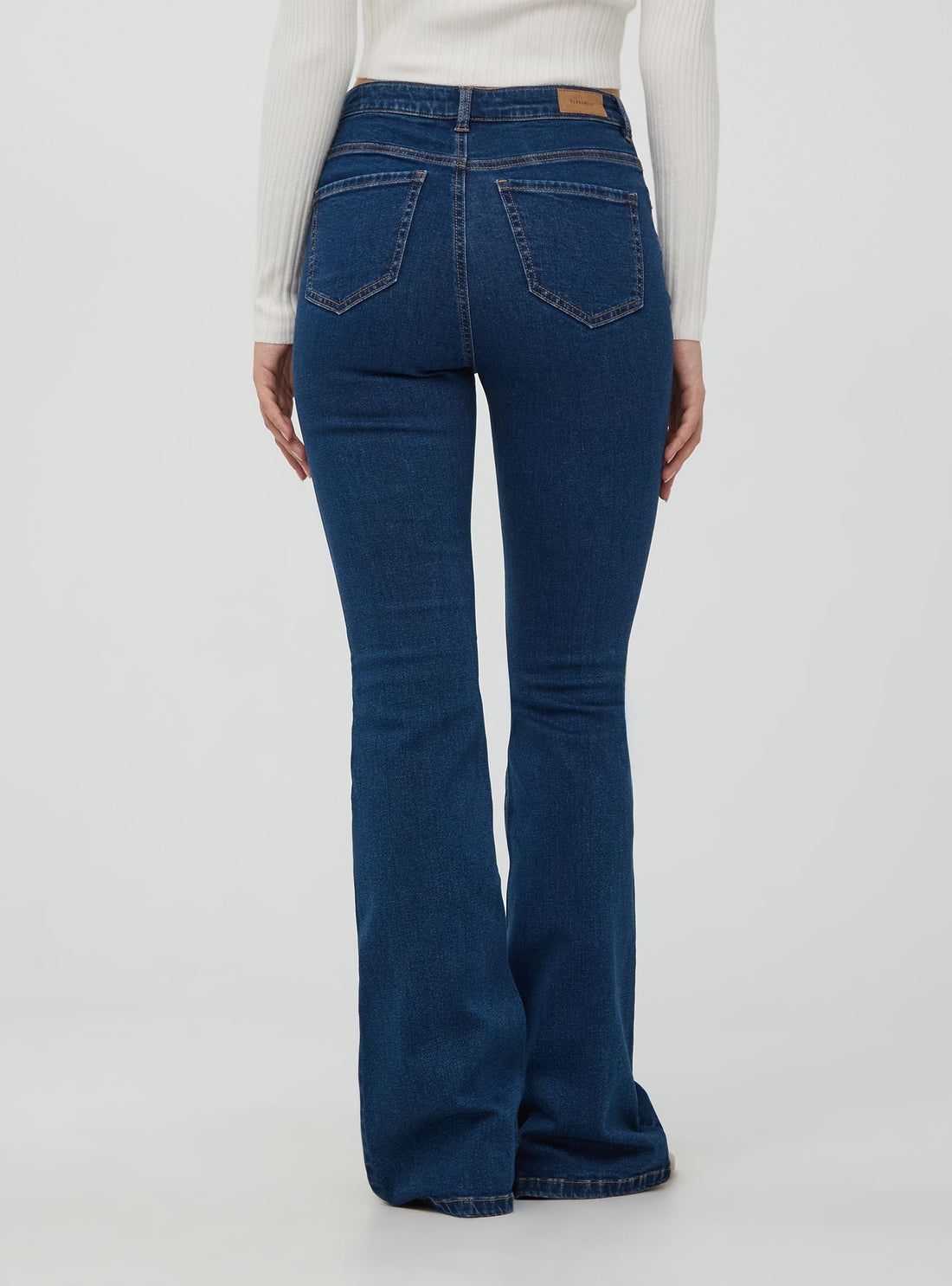 Jeans a zampa